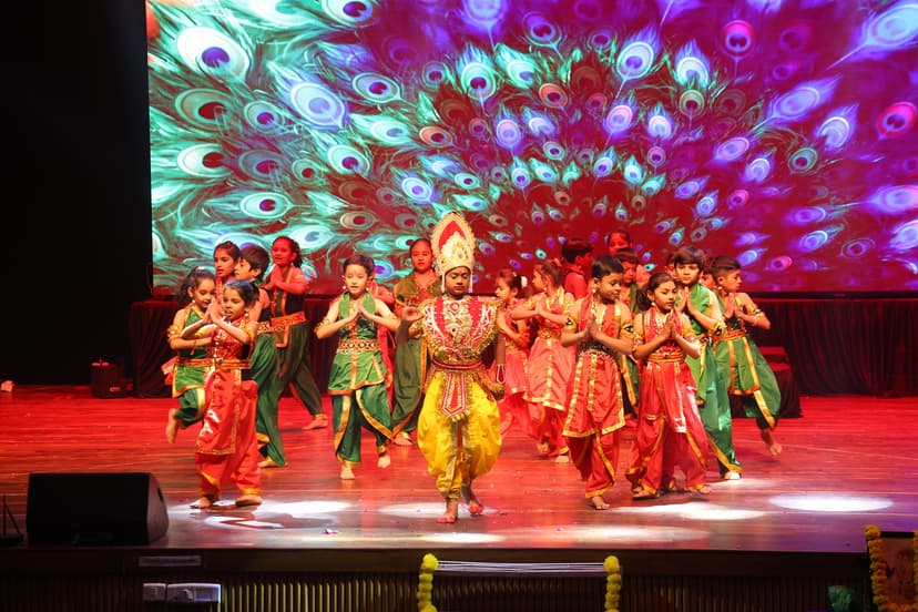 Gallery image 100